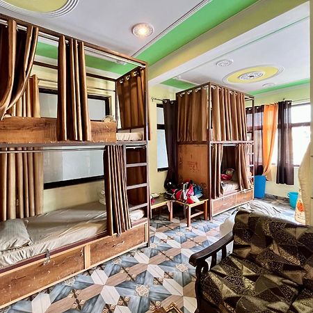 Soul Hostel Rishīkesh Buitenkant foto